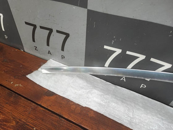 Молдинг стекла двери передней правой S (W222) 13-20 Б/У Оригинал A2226903006