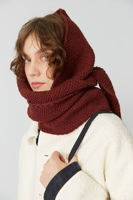 Косынка из шерсти шоколадного цвета