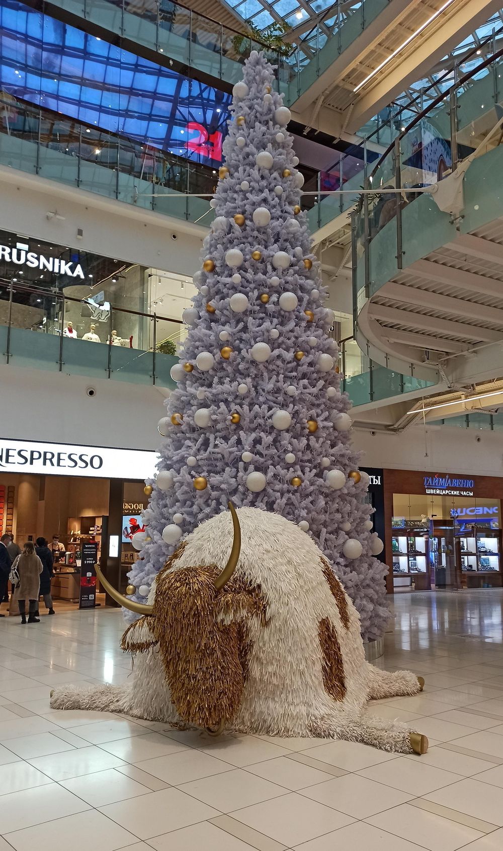 Уличная елка каркасная "Уральская белая сосна" (белая леска) 10 м