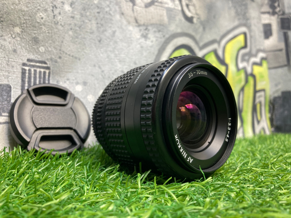 Nikon 35-70mm 3.3-4.5 AF Nikkor