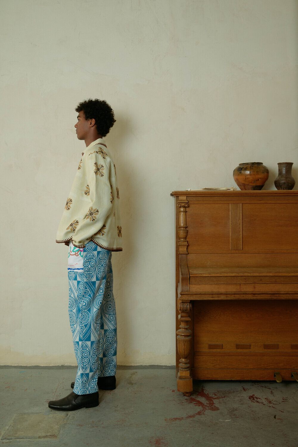 Рубашка Soeurs с Коричневой Окантовкой / Brown Hem Long Sleeve бежевая