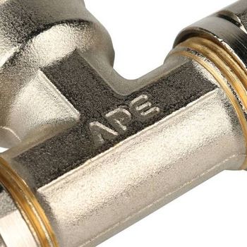 Тройник-переходник с внутренней резьбой  1/2"х16