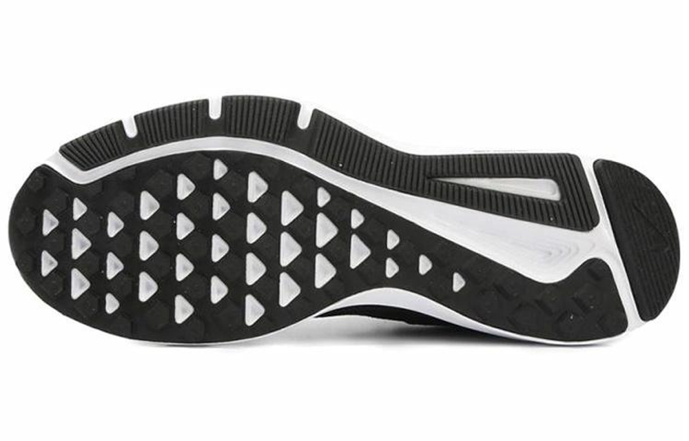 Кроссовки Nike Quest Black