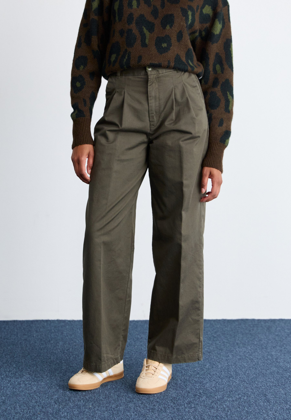 Carhartt WIP LEOLA - Тканевые брюки - Серый