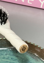 La Bonne Brosse Массажная расческа для волос N 03 Essential Sensitive Scalp Brush - Creamy White