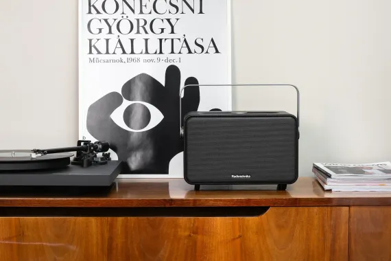 Radiotehnika Impulse P1 Black