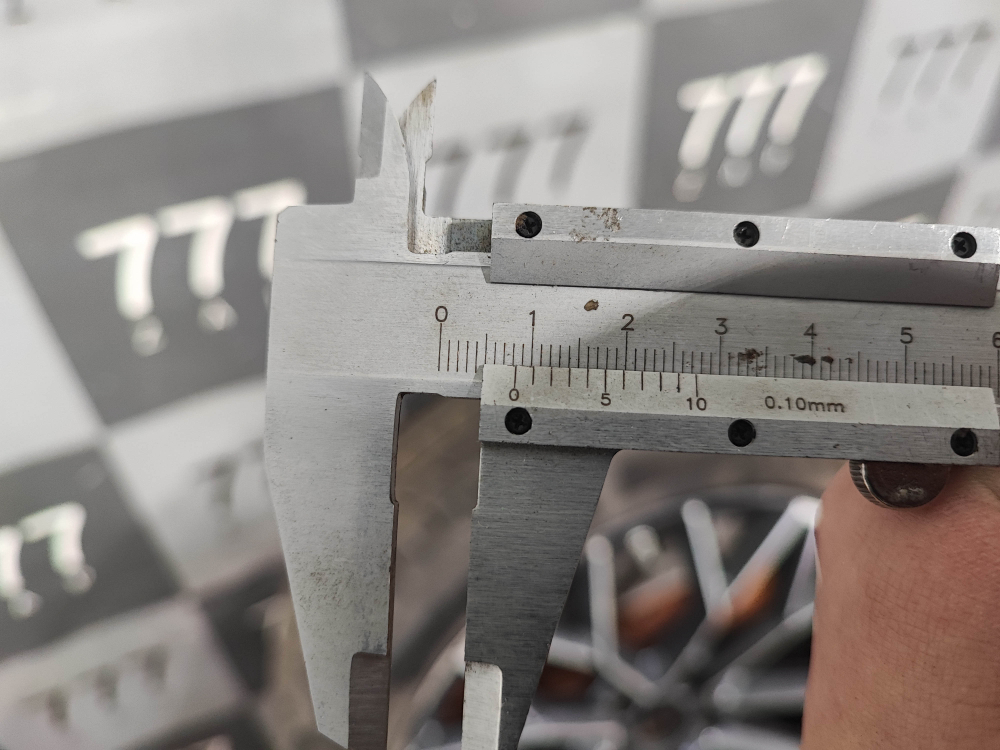 Колесо в сборе R20 245/45 Changan UNI-T 20-нв Б/У Оригинал S202F2602060205