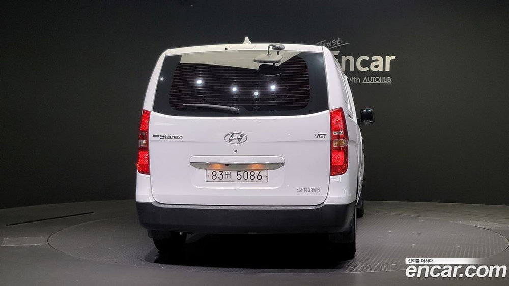Hyundai The New Grand Starex Van 3-х местный (10.2019)
