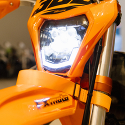 Кроссовый мотоцикл FXmoto CB300F 300 CC 21/18 Orange