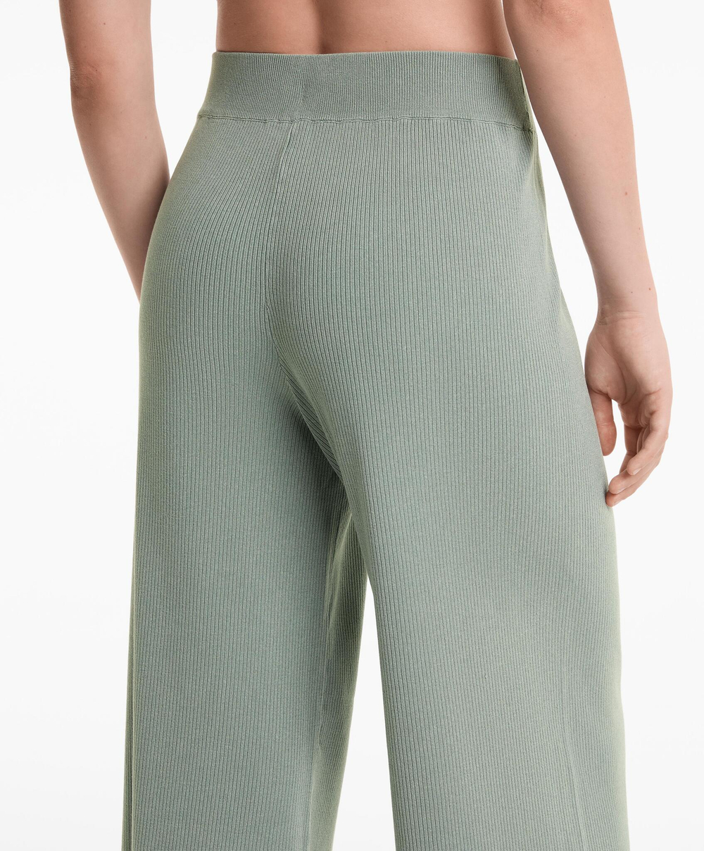 OYSHO Трикотажные брюки прямого кроя, светло-зеленый