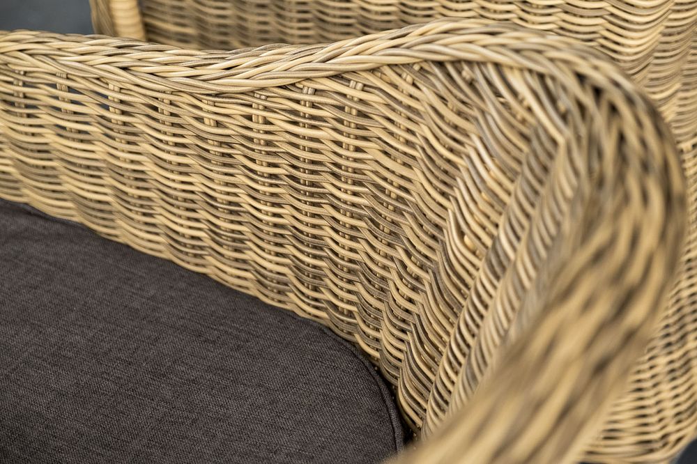 "Равенна" плетеное кресло из искусственного ротанга, цвет соломенный