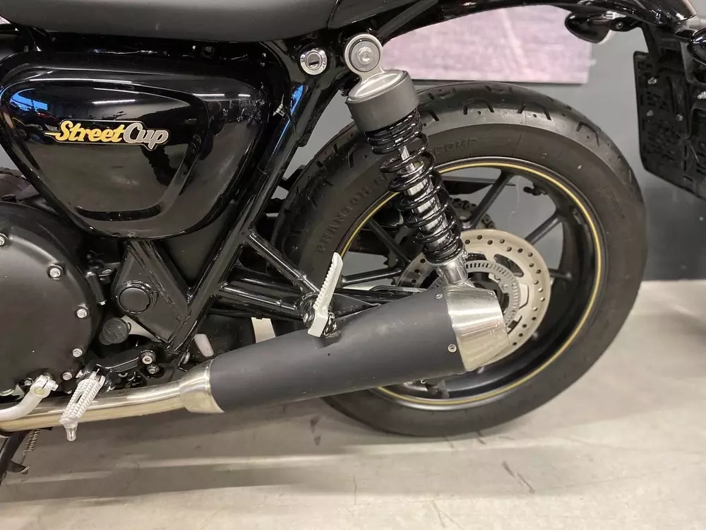 TRIUMPH STREET TWIN 900 Характеристики