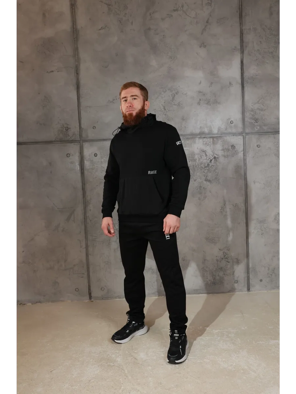 Спортивные брюки