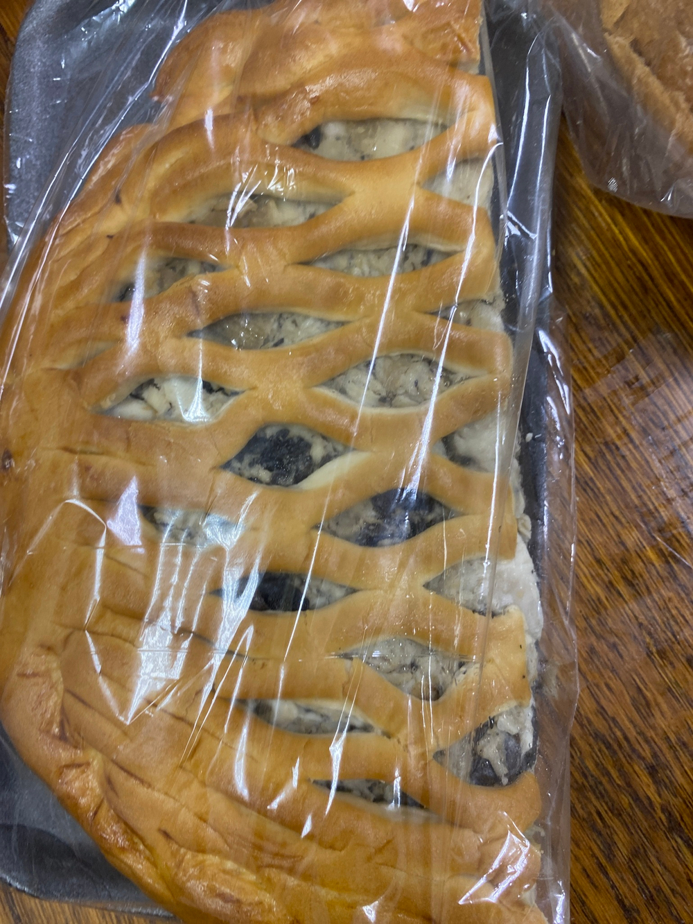 Пирог с курицей и грибами 350г