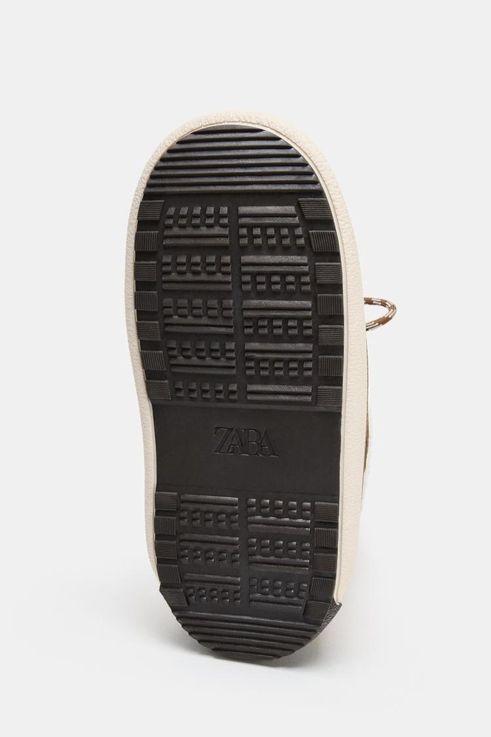 ZARA БОТИНКИ С КОНТРАСТНОЙ ШНУРОВКОЙ, ПЕСОЧНЫЙ