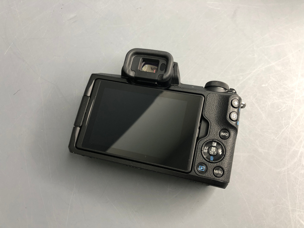 Canon M50 Mark II Kit 15-45mm IS STM