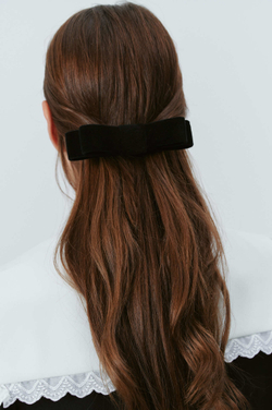 Бант из бархата