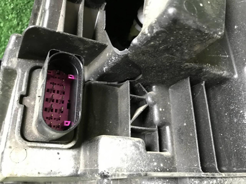 Фара правая Geely Tugella (2019-н.в.) LED