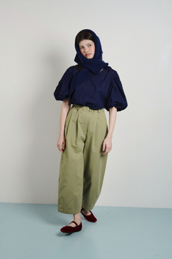 Косынка из кашемира с мериносом синего цвета