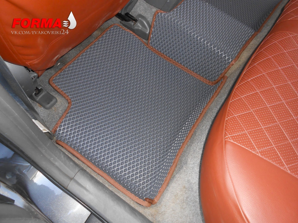 Toyota Prius 2 поколение XW20 (09.2003 - 05.2009) левый руль