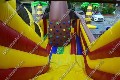 Надувной корабль "Пираты Карибского моря", 11*5,5*6 м