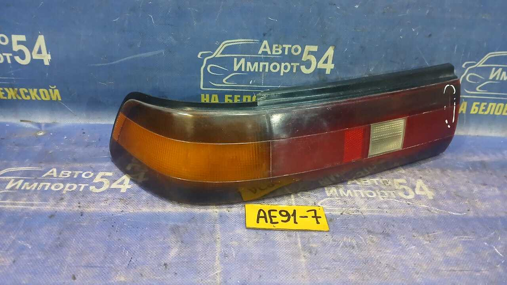 Стоп левый TOYOTA LEVIN 1990