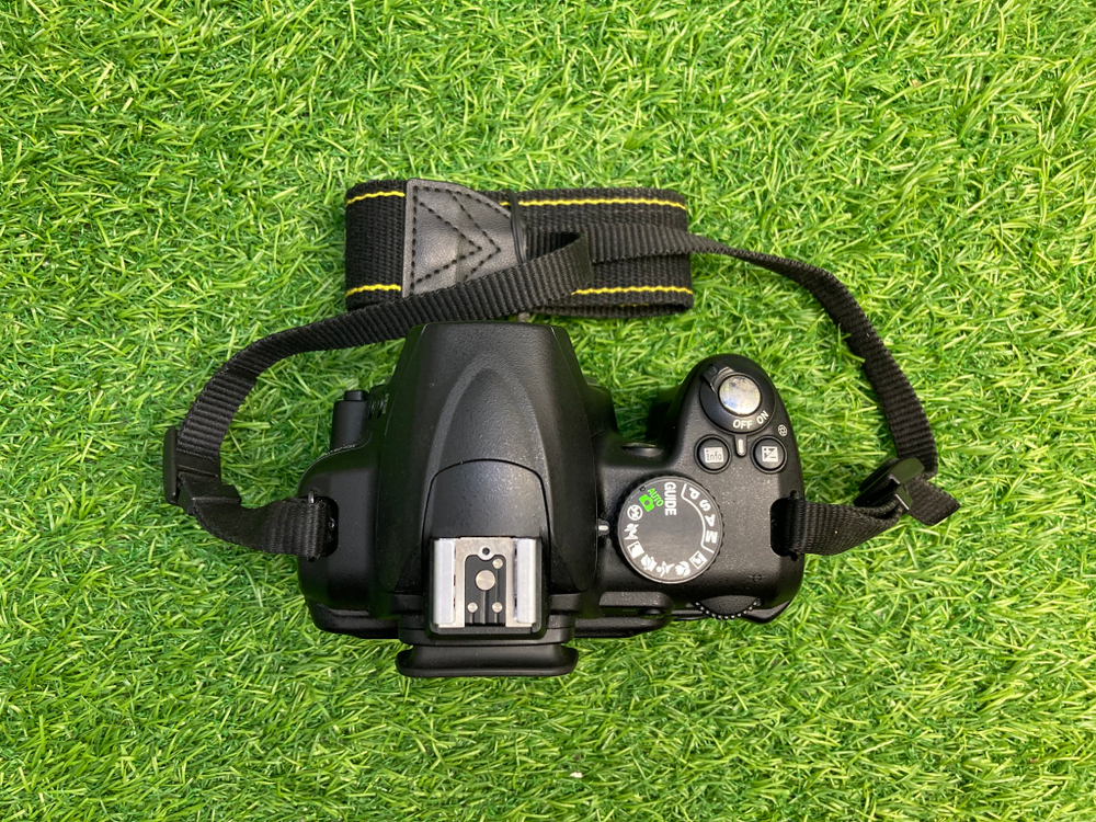 Nikon D3000 Kit 18-55mm Покупка/Продажа
