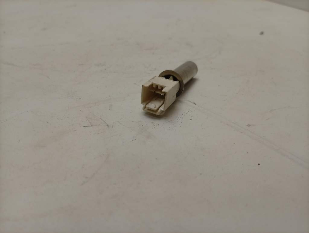 CS341062D2/2-07 кт32 Датчик температуры для стиральной машины Candy 49015420 б/у