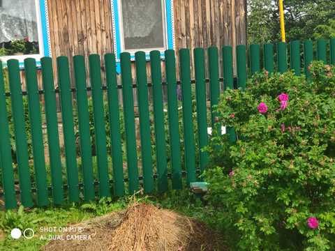 Забор из металлического евроштакетника под ключ