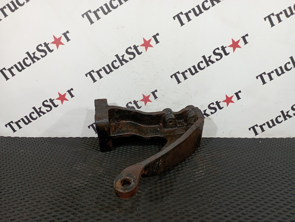 Кронштейн кабины правый 2023г.