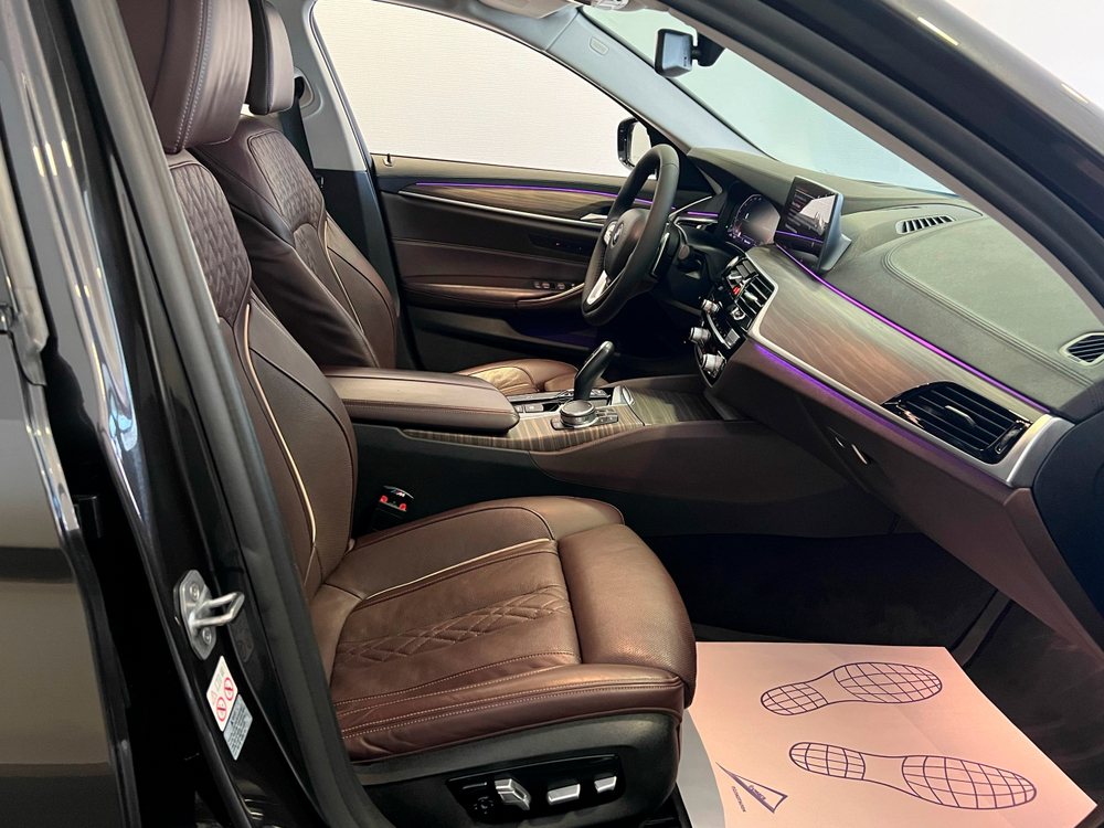 BMW 5-Series, 2019 год