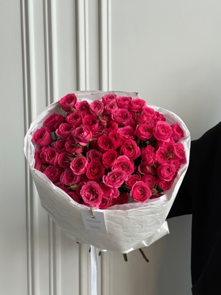 Букет моно из кустовых роз 15 шт