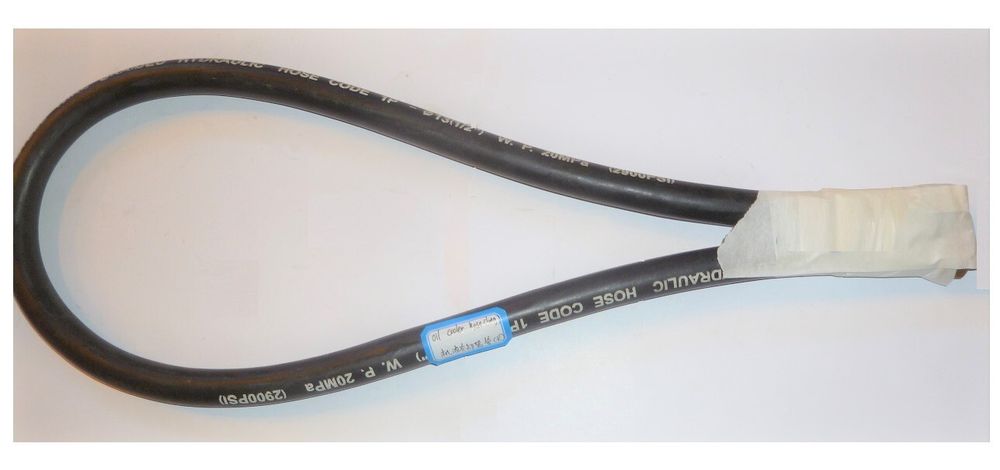 Рукав подачи в масляный теплообменник Ricardo R4105ZDS1;TDK 56-66 4LT (L=1200 мм)/Water inlet tube (4R450003-1)