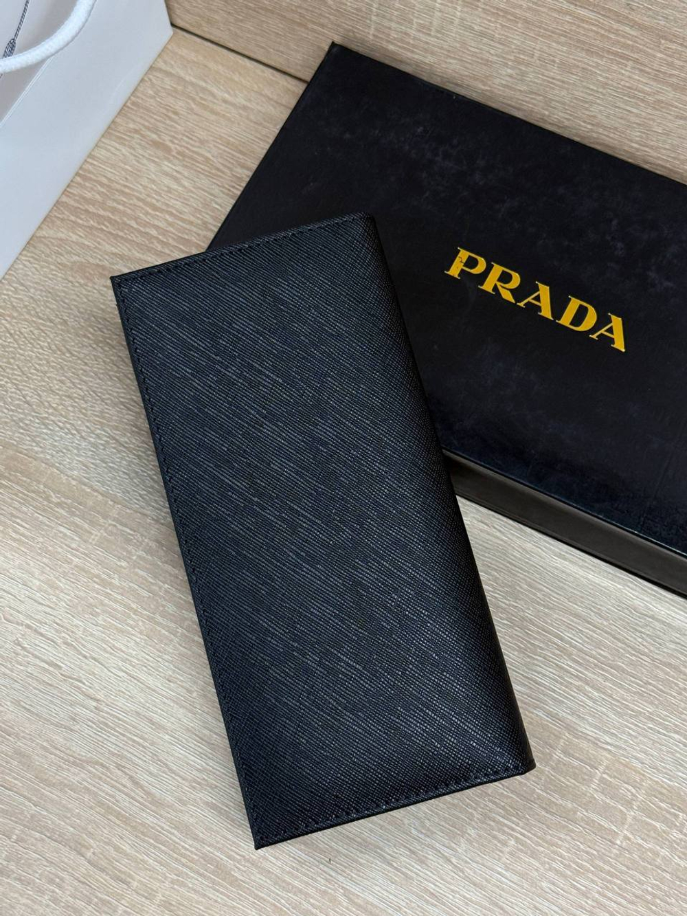 Кошелек Prada