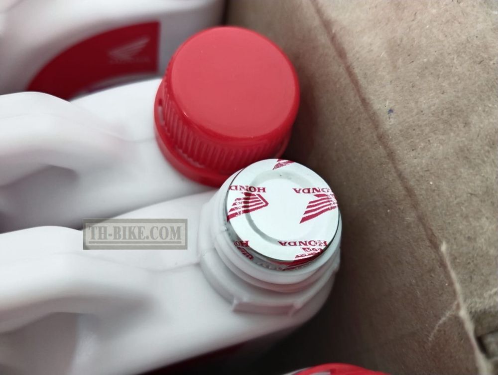 08290-M9900ZT9. 0.2L. FORK OIL. OEM HONDA