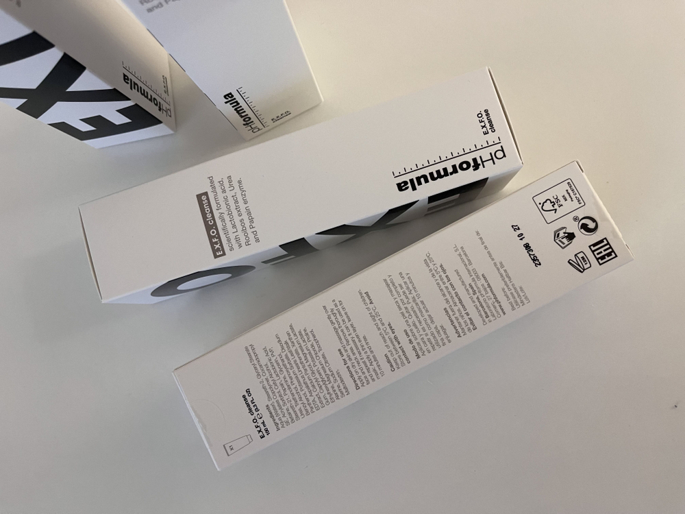 PHformula E.X.F.O. Cleanse - Увлажняющий очищающий гель - эксфолиант для умывания 200 мл