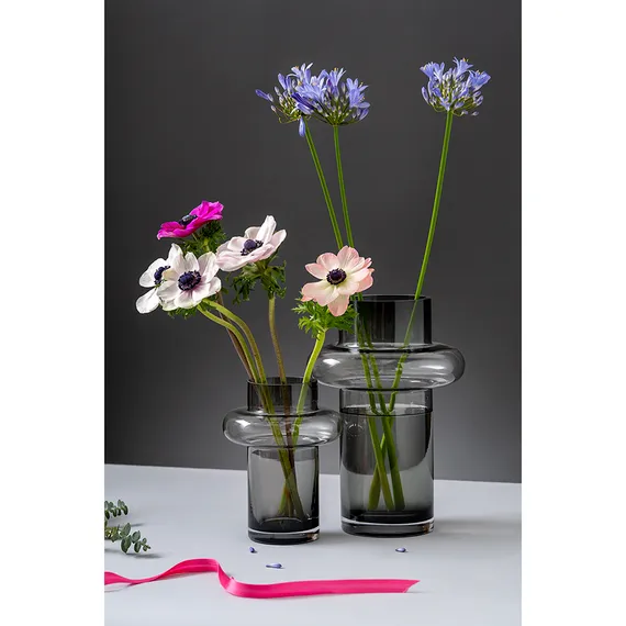 Ваза для цветов Vayr, 20 см, серая