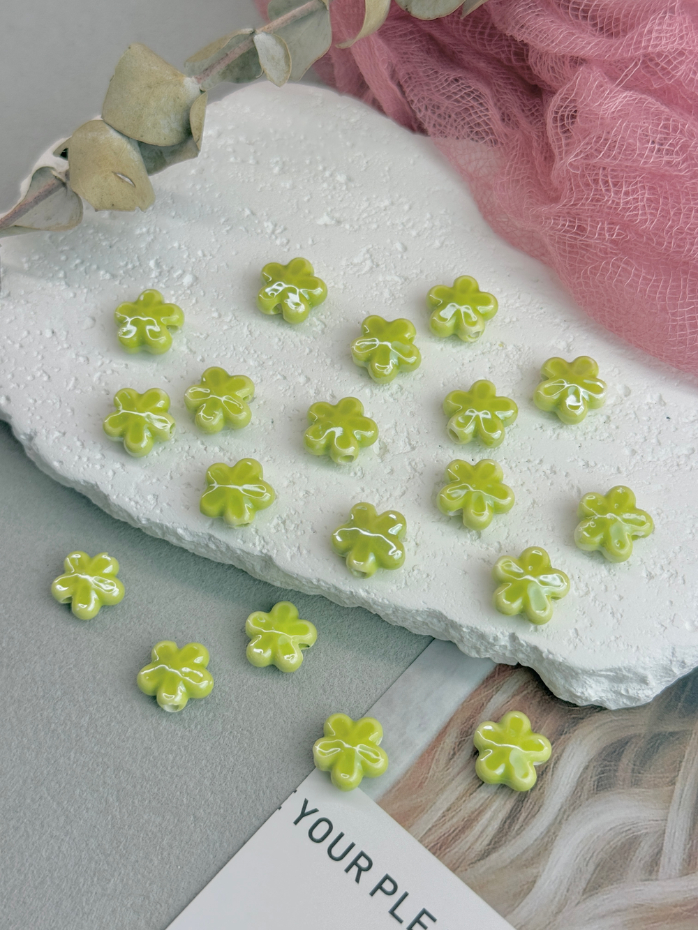 Керамические бусины, 12 мм, «Цветочек», лайм, 10 штук