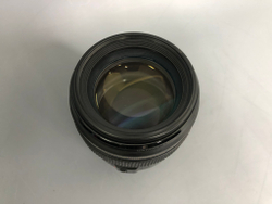 Canon EF 85mm 1.8