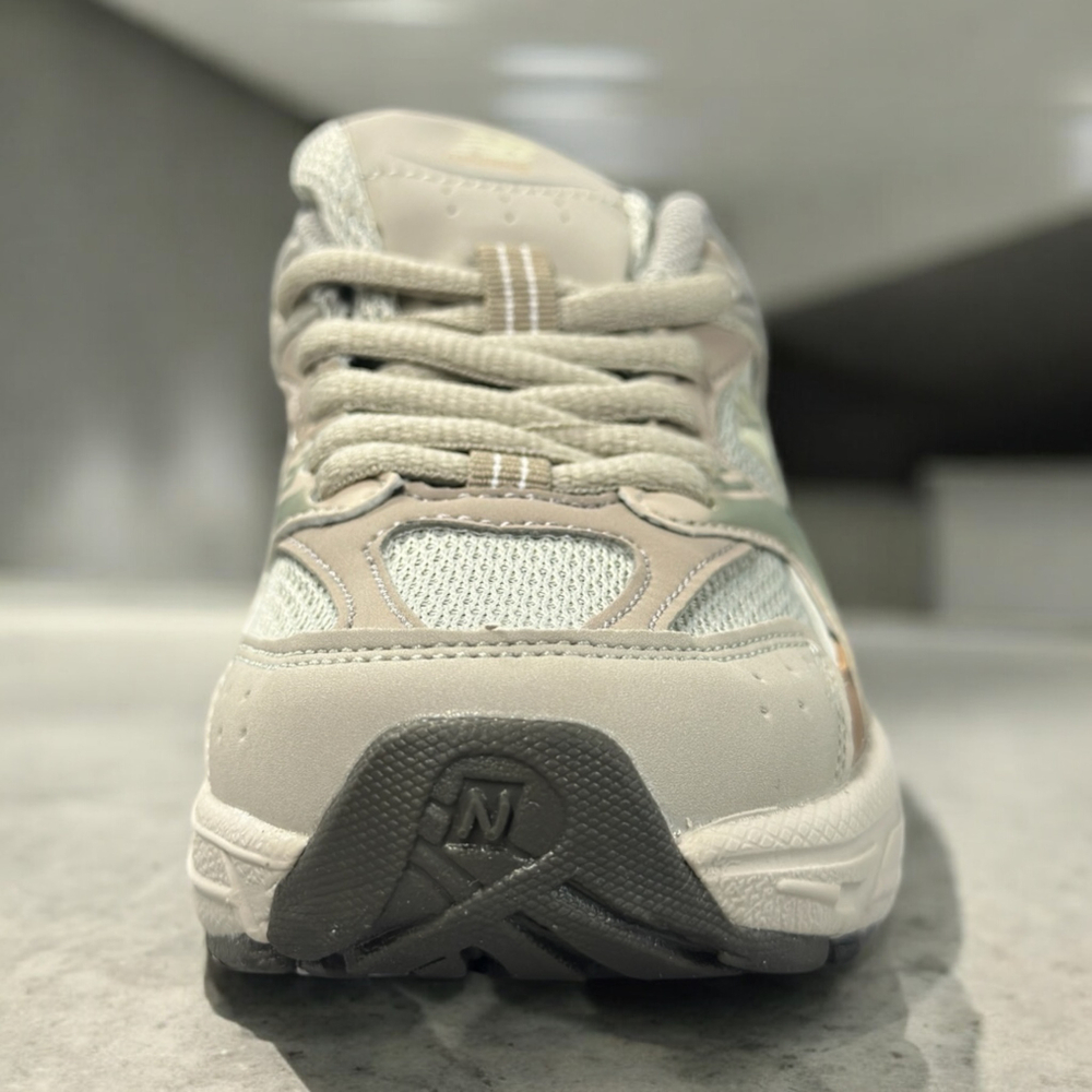 New Balance 530 Kids • Beige Cream