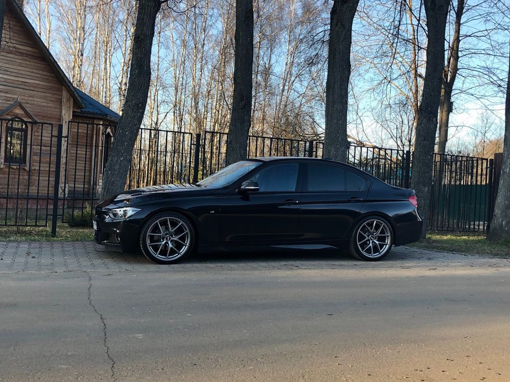 F30 & BBS CI-R 19" platinum silver