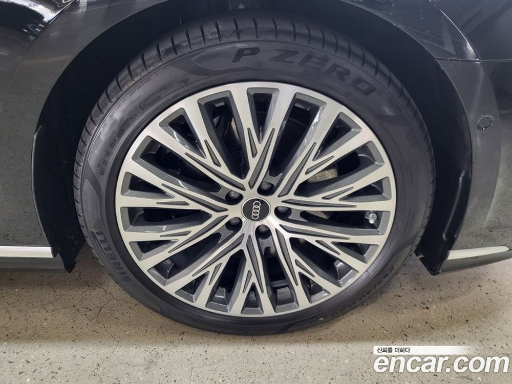 Audi A8 (D5) 55 TFSI Quattro Premium LWB (12.2022)