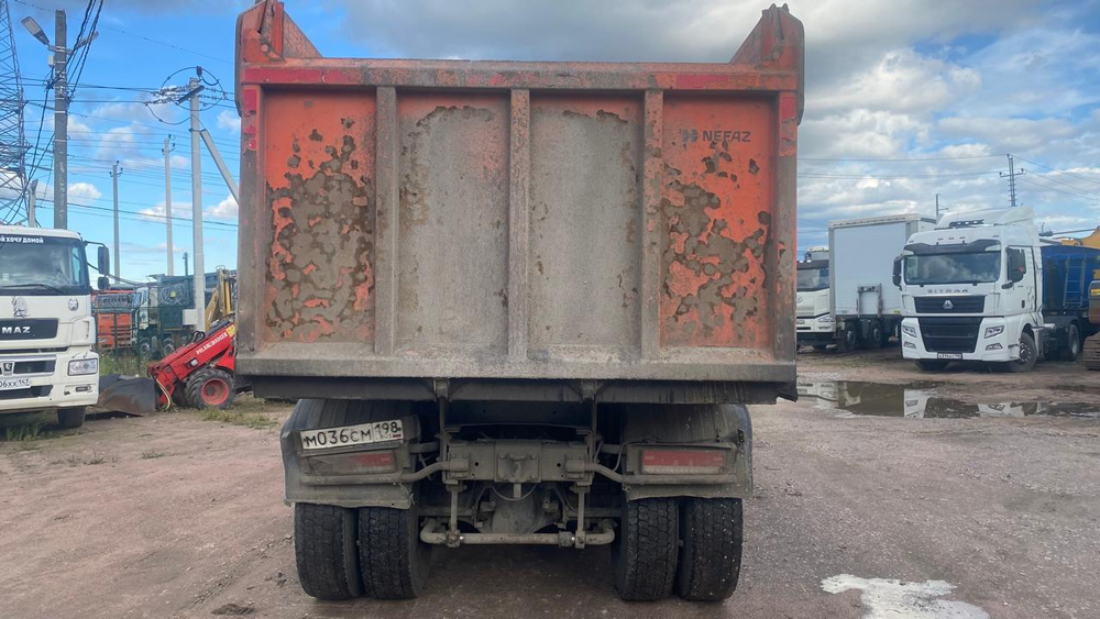 КамАЗ 6520 6x4 Самосвал 6520-53 (Дизельный, 11,8 л, 400 л.с., МТ)