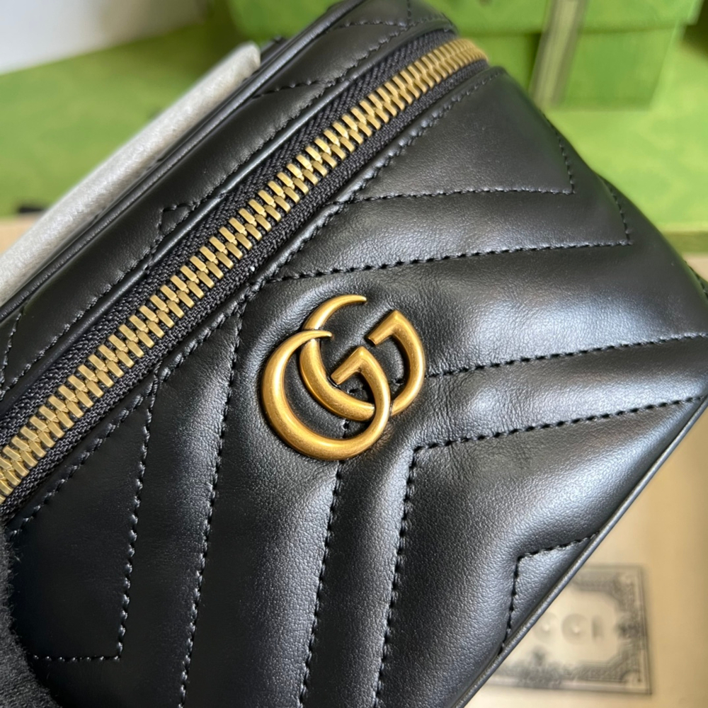 Gucci Marmont Mini Top Handle Bag 16 cm