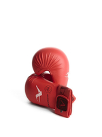 Перчатки накладки для каратэ ARAWAZA красные (одобрено для соревнований)