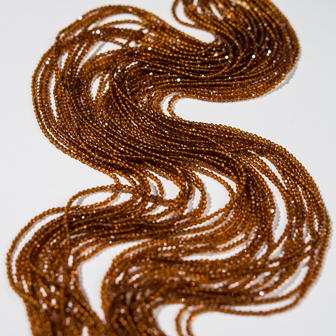 Янтарная шпинель синтетическая, 2мм, шар, микроогранка