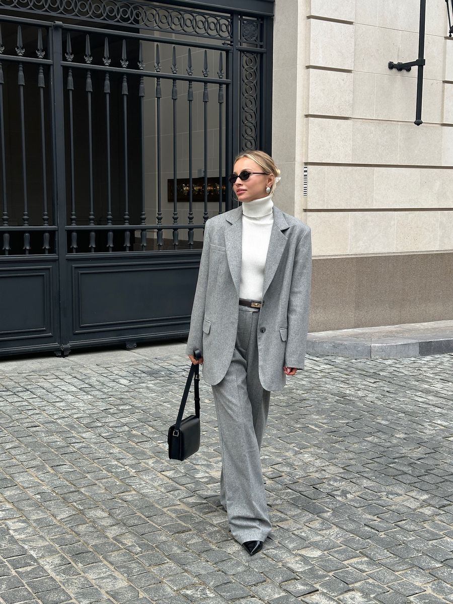 Брюки из шерсти со складками светло-серые