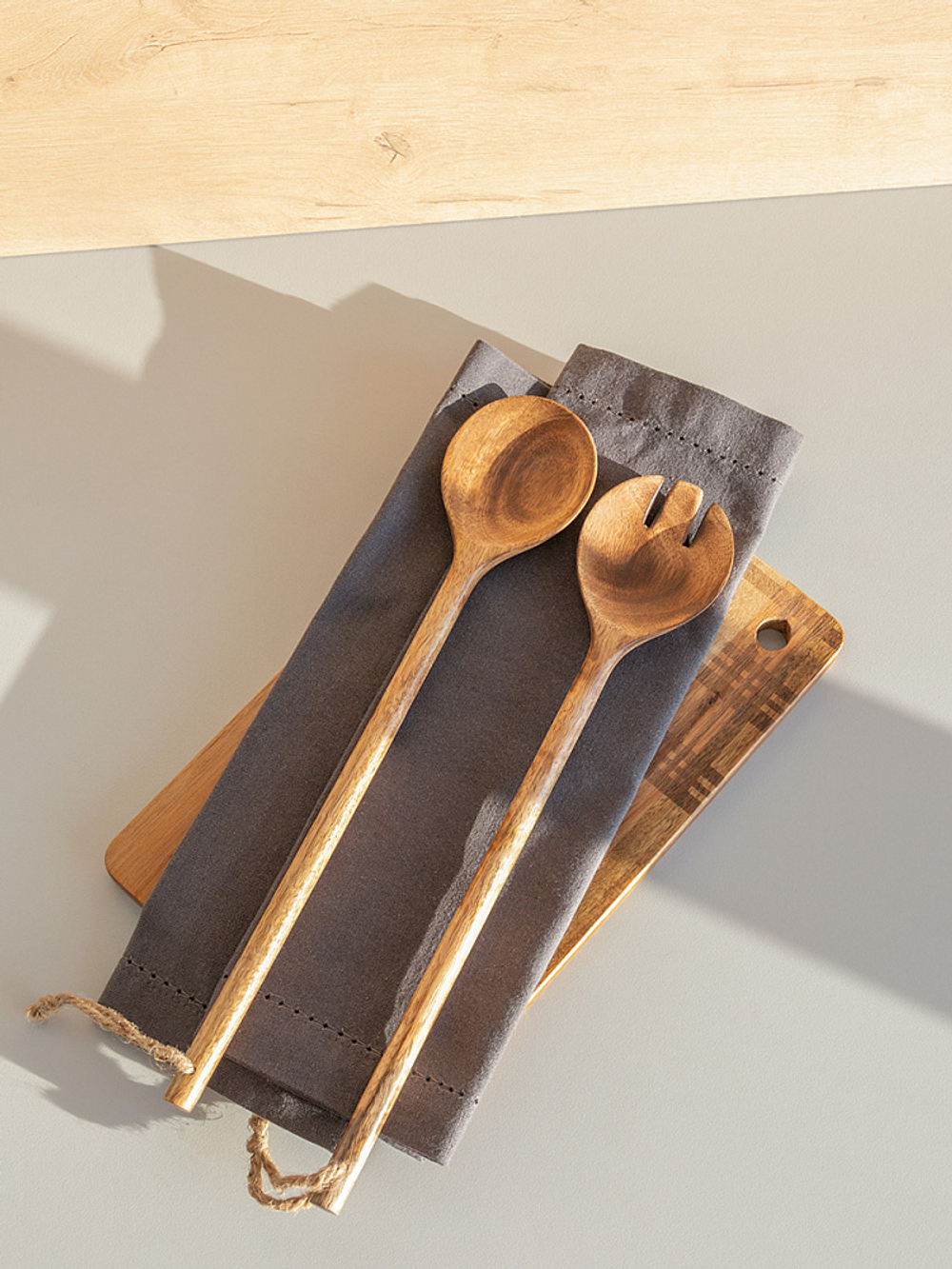 Ложка сервировочная/для приготовления DeNASTIA манго 35x7 коричневый