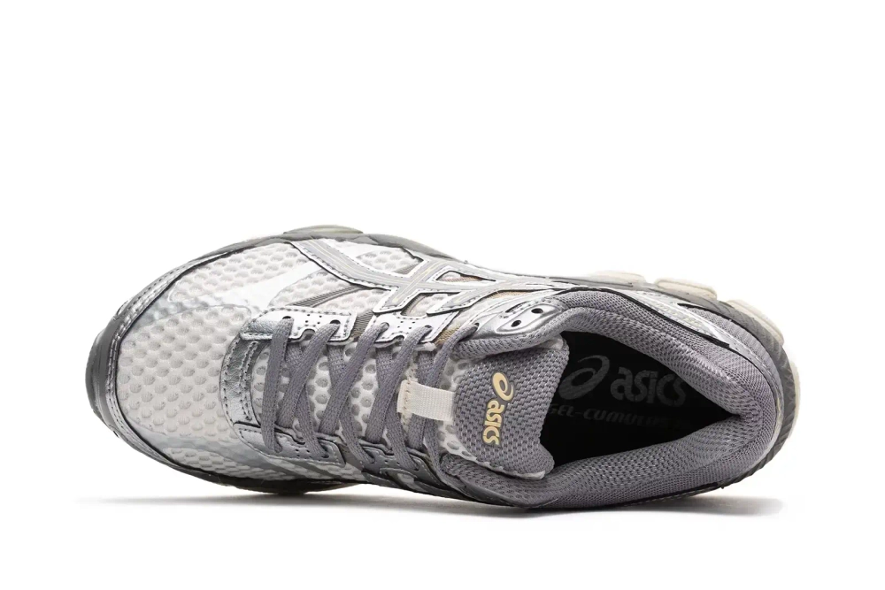 Asics Gel-Cumulus 16 "Cream Clay Grey"
