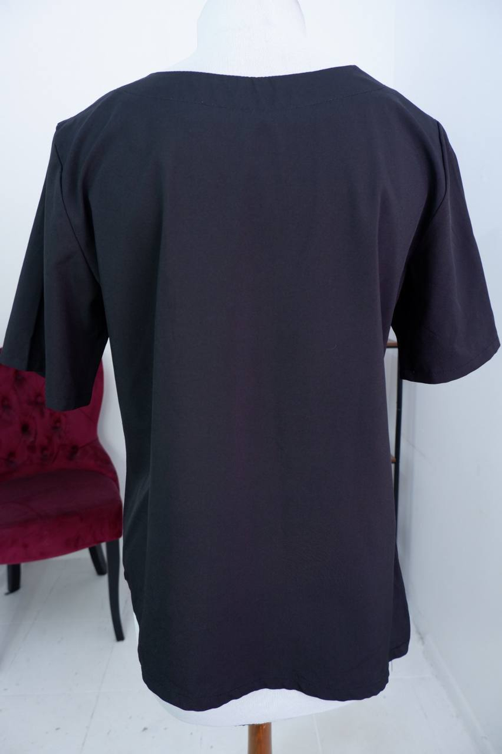 Футболка с ассиметричным низом, удобная 50 размер